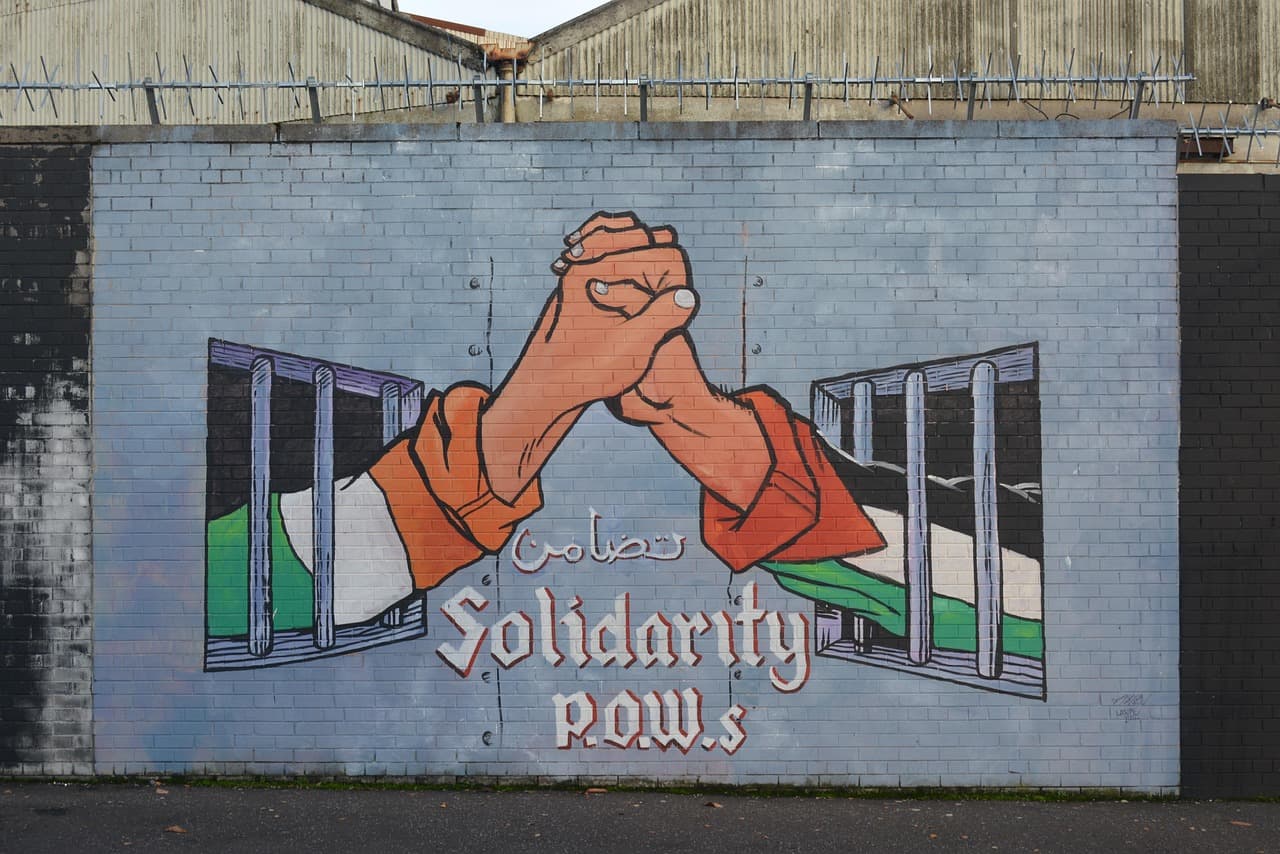 mural, belfast, conflict, prisoners of war, prisoners, palestine, bars, jail, belfast, belfast, palestine, palestine, palestine, palestine, palestine